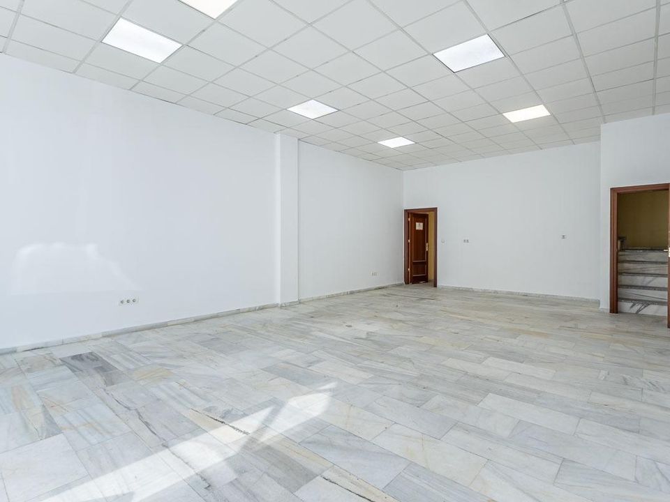 L'establiment comercial a Peligros, Granada - foto 4