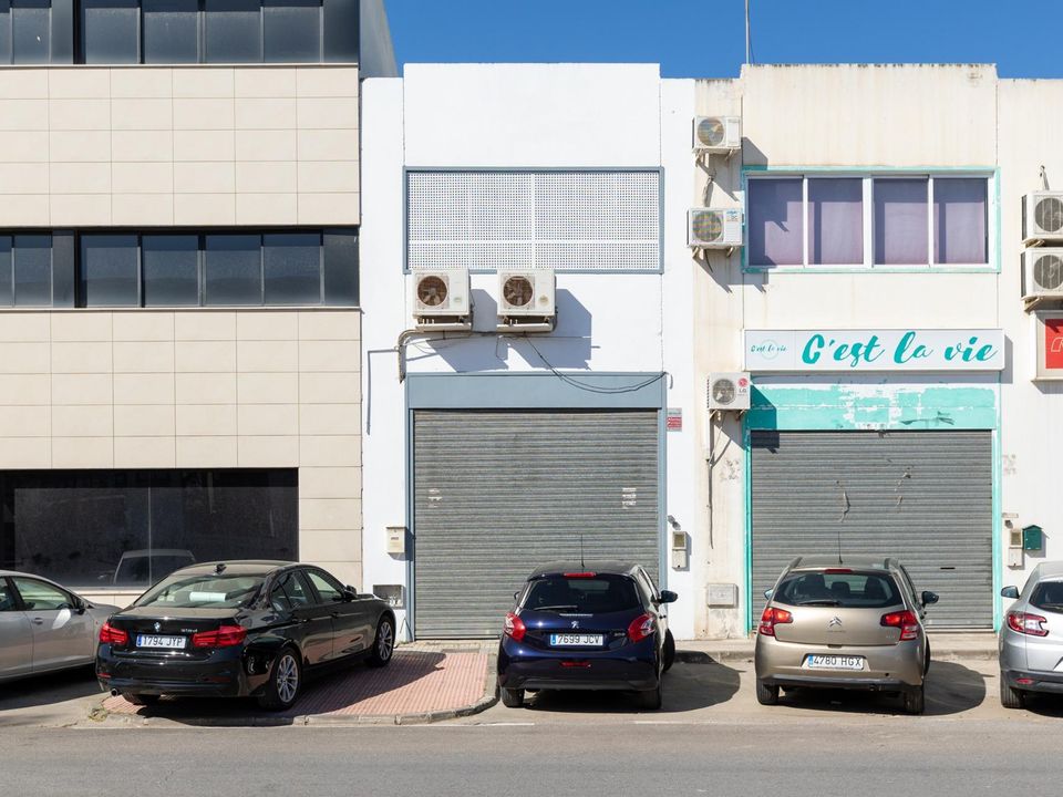 Erhvervsejendom i Albolote, Granada - foto 1