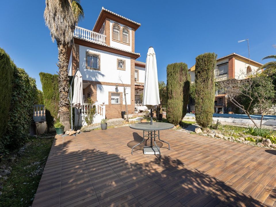 Villa a Peligros, Granada - foto 1