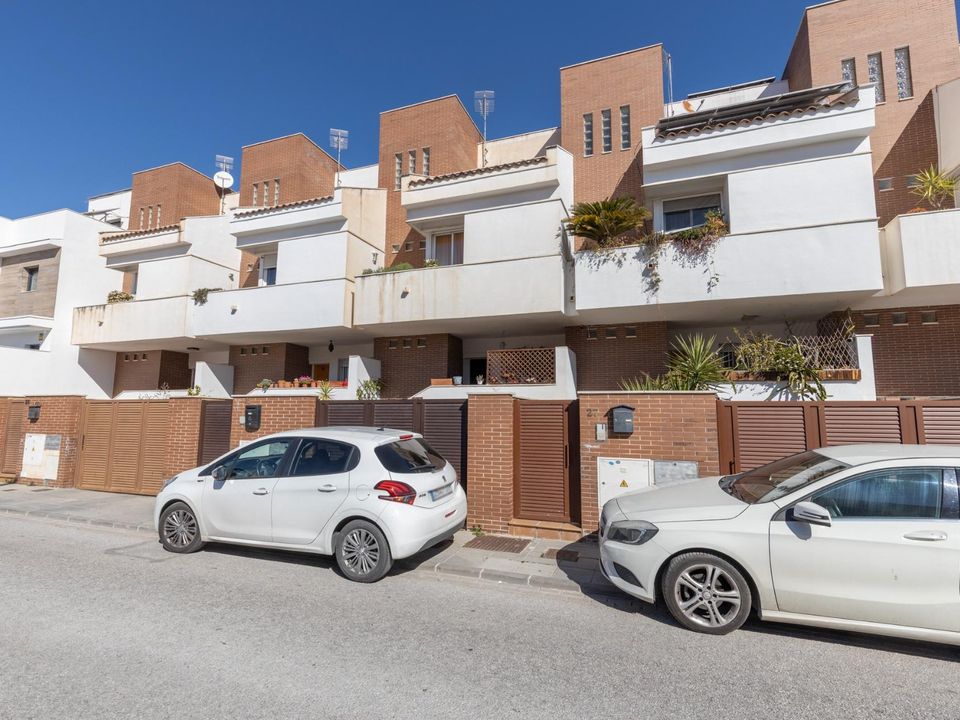 Rækkehus i Churriana De La Vega, Granada - foto 1