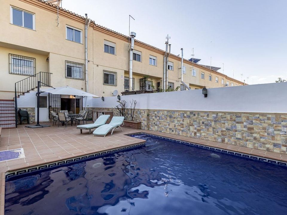 Villa i Pinos Genil, Granada - bilde 1