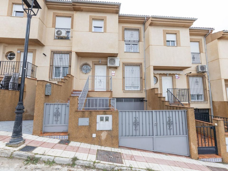 Casa adossada a Guevejar, Granada - foto 1