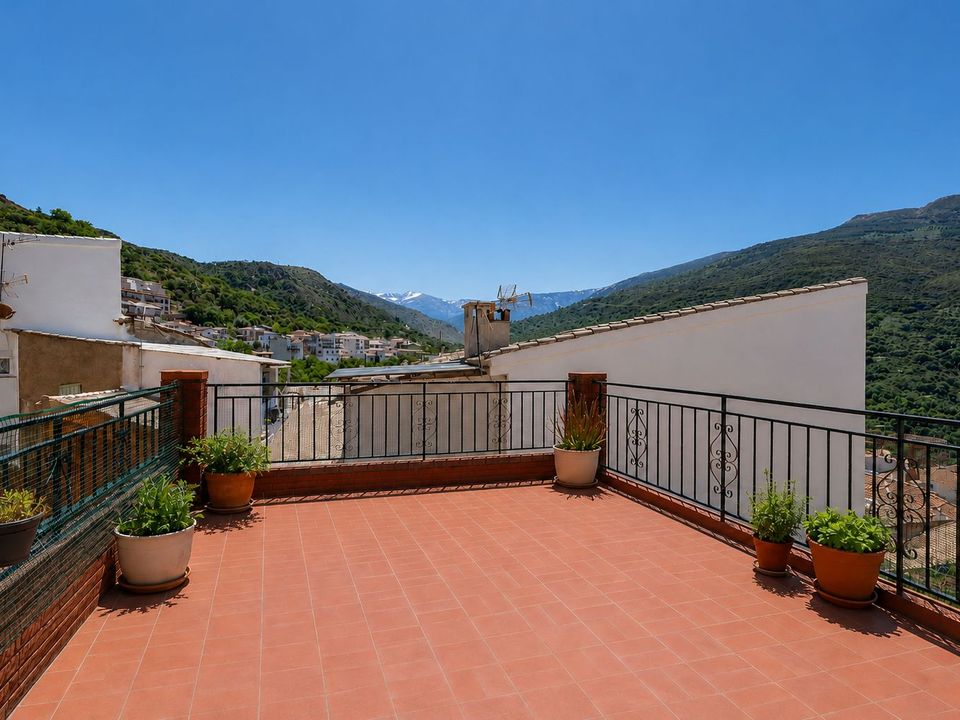 Rekkehus i Guejar Sierra, Granada - bilde 1