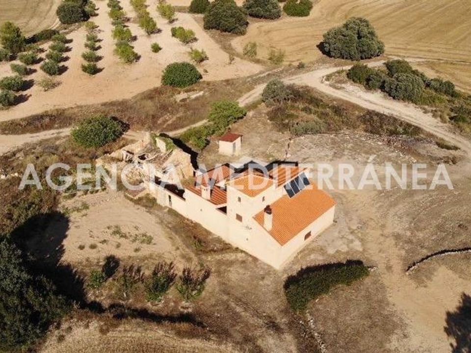Landhuis in Almansa, Albacete - foto 1