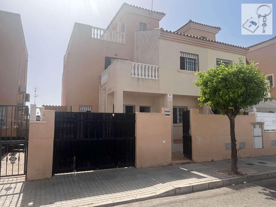 Duplex i Torrevieja, Alicante - foto 2