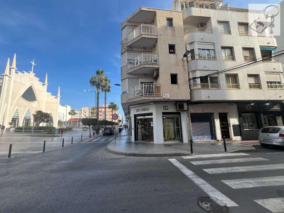 Lägenhet i Torrevieja, Alicante - foto 1