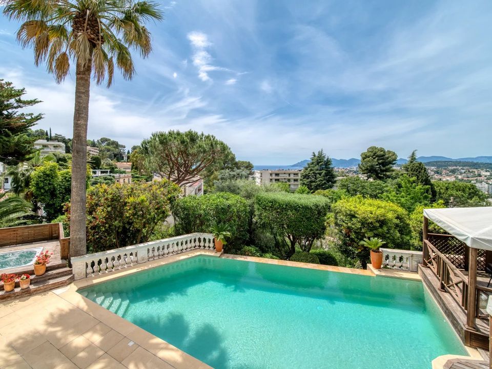 Villa i Le Cannet, Alpes-Maritimes - foto 2
