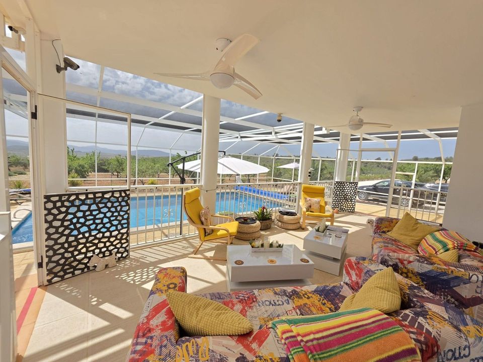Villa i Pinoso, Alicante - foto 1
