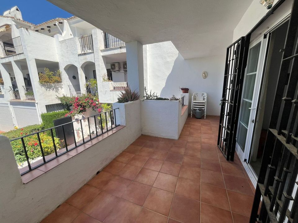 Leilighet i El Paraiso, Malaga - bilde 3