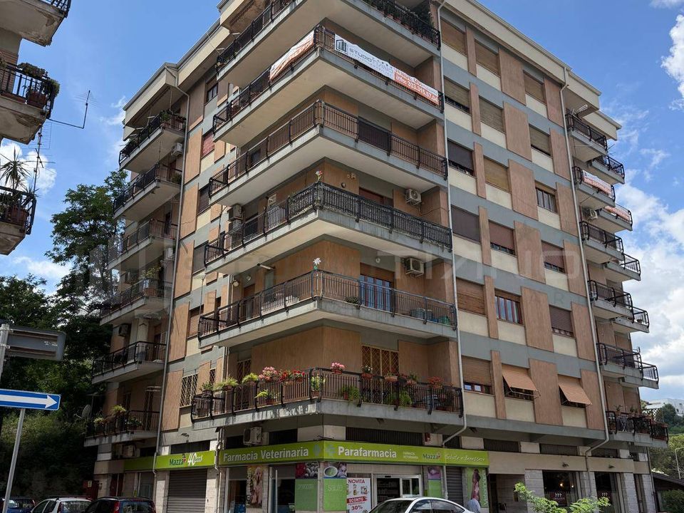 Lejlighed i Cosenza, Cosenza - foto 1