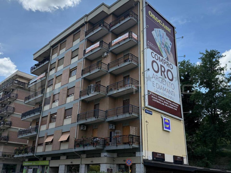 Lejlighed i Cosenza, Cosenza - foto 3