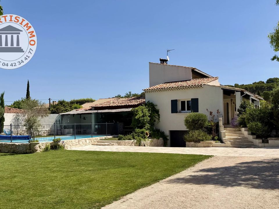 Villa i Velaux, Bouches-du-Rhone - bilde 1