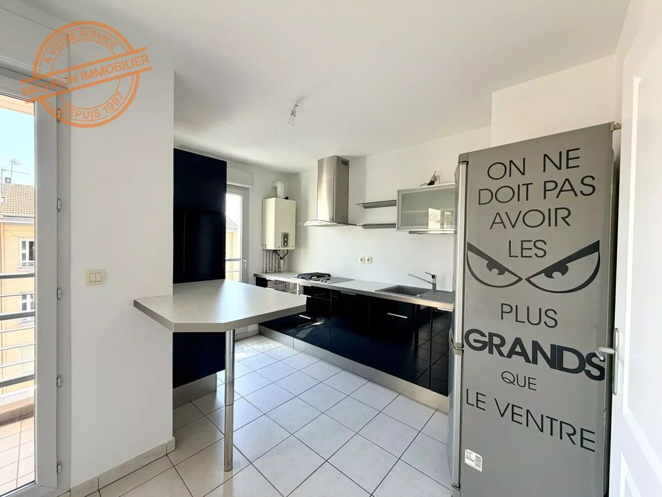 Lejlighed i Villeurbanne, Rhone - foto 3