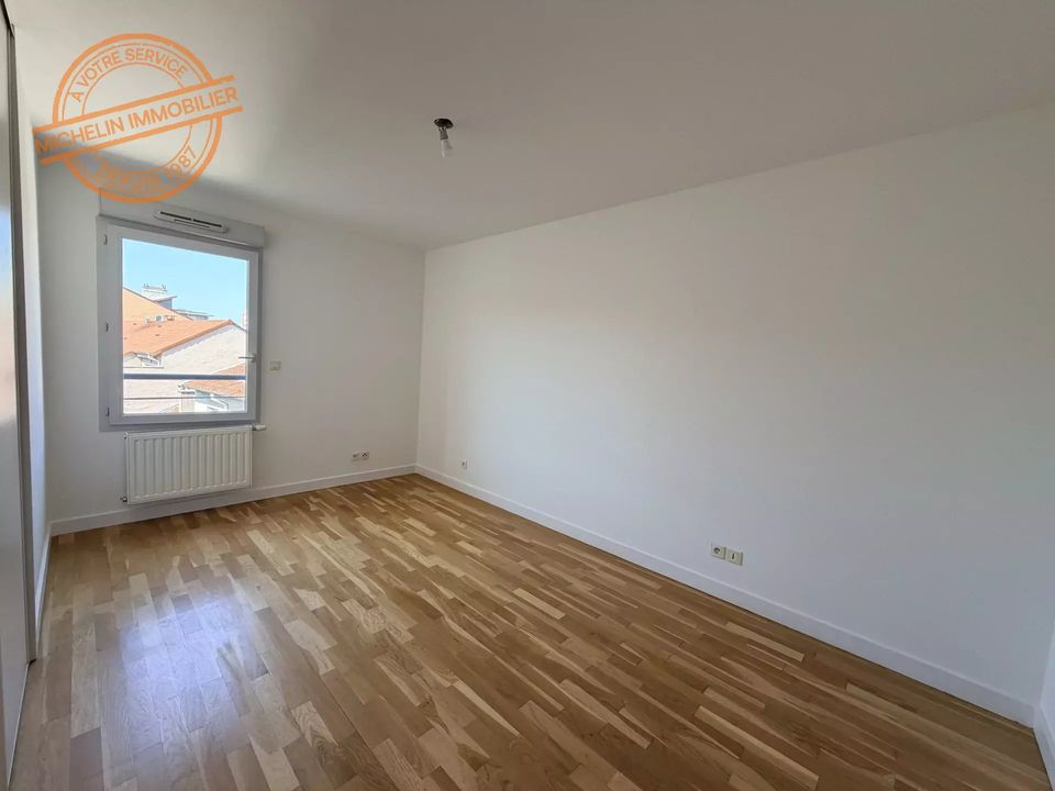 Lejlighed i Villeurbanne, Rhone - foto 5