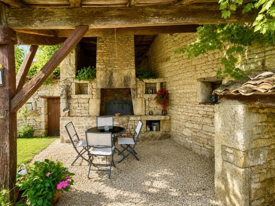 Villa in Limalonges, Deux-Sevres - foto 2