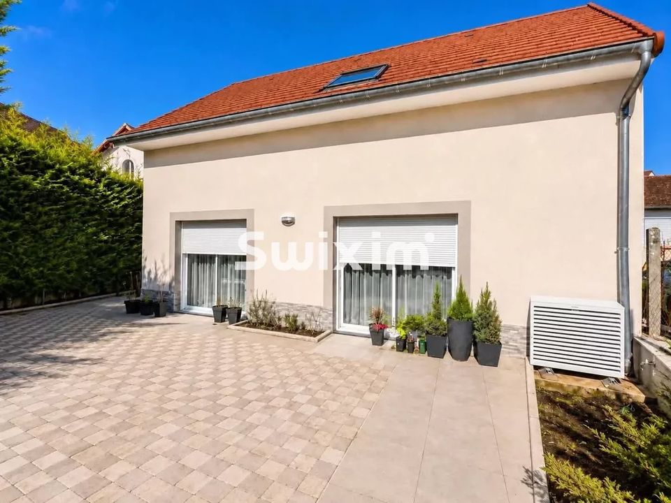 Villa i Lons-le-Saunier, Jura - foto 2