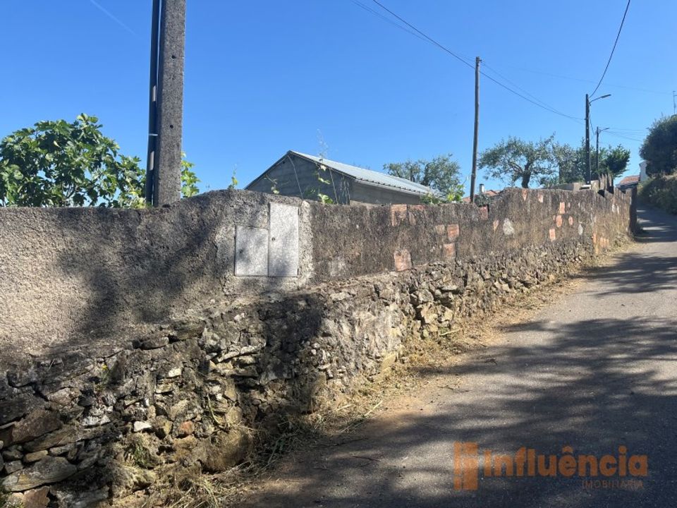 Helårsgrund i Fundao, Castelo Branco - foto 1
