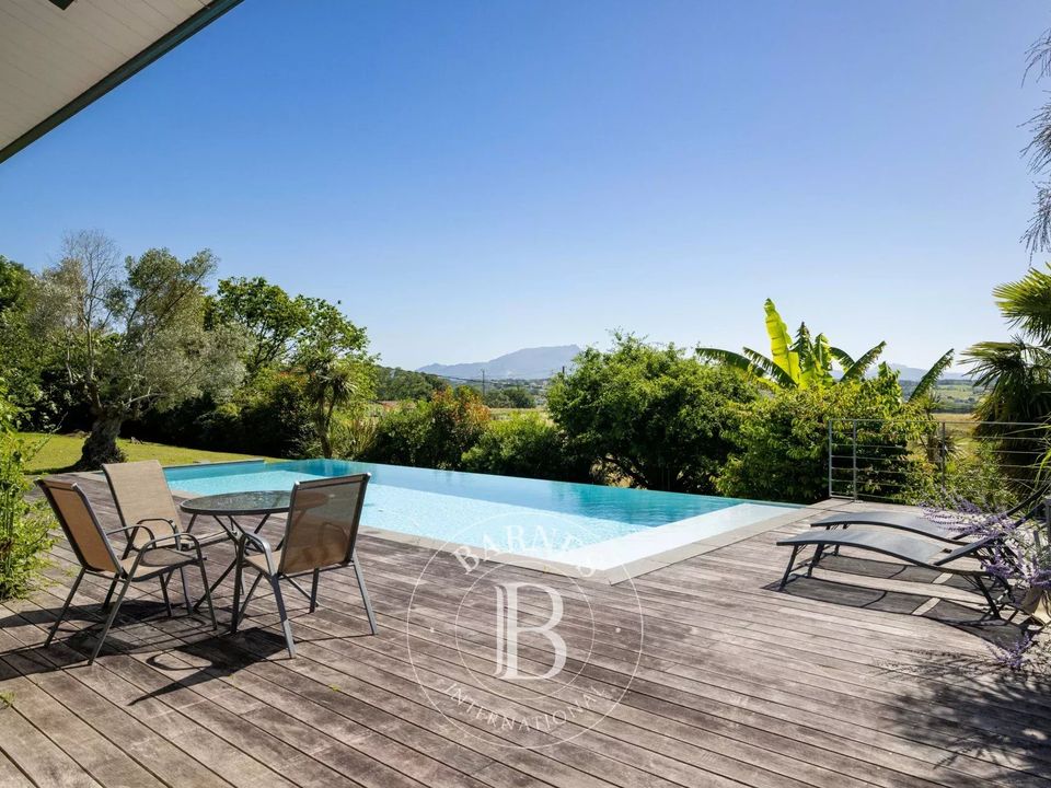 Villa i Arbonne, Pyrenees-Atlantiques - bilde 3