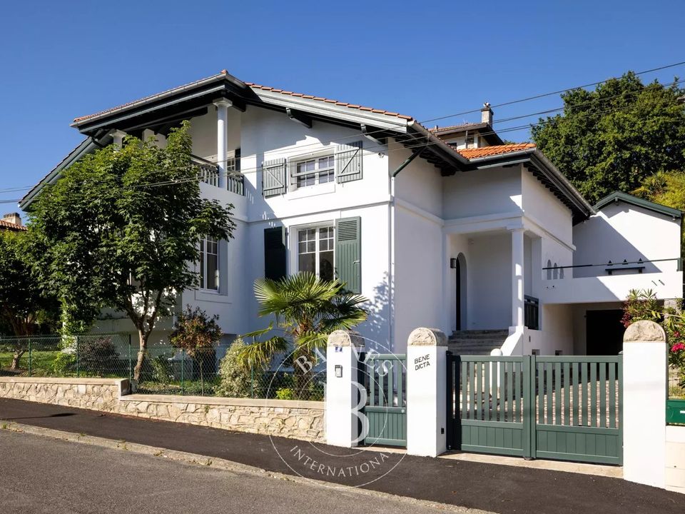 Villa i Biarritz, Pyrenees-Atlantiques - foto 1