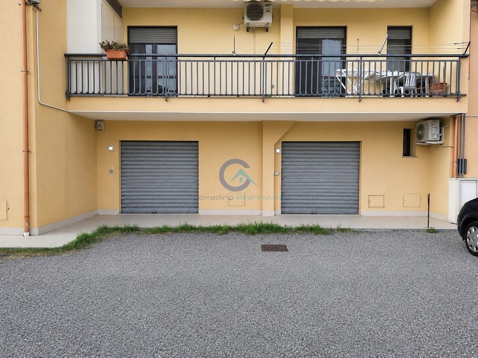 Erhvervsejendom i Catanzaro, Catanzaro - foto 2
