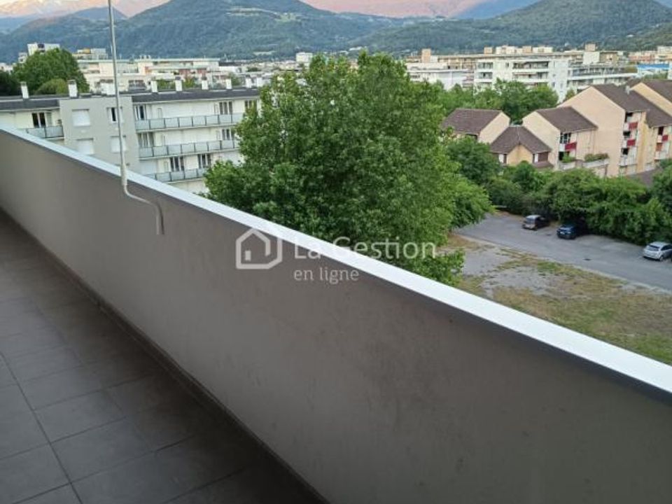 Lejlighed i Échirolles, Isere - foto 3