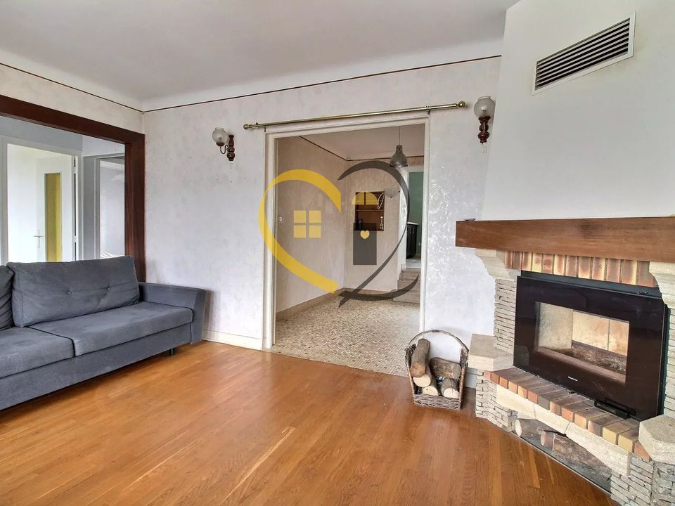 Villa a La Chapelle-Saint-Ursin, Cher - foto 5