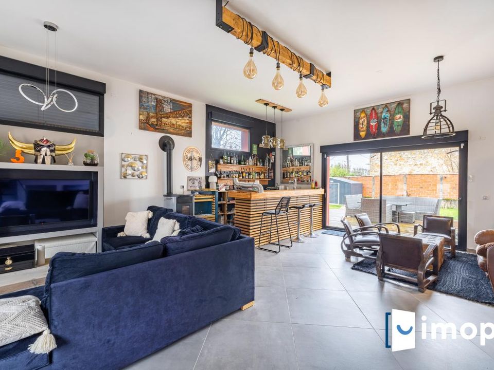 Bungalow i Sainte-Geneviève-des-Bois, Essonne - foto 1
