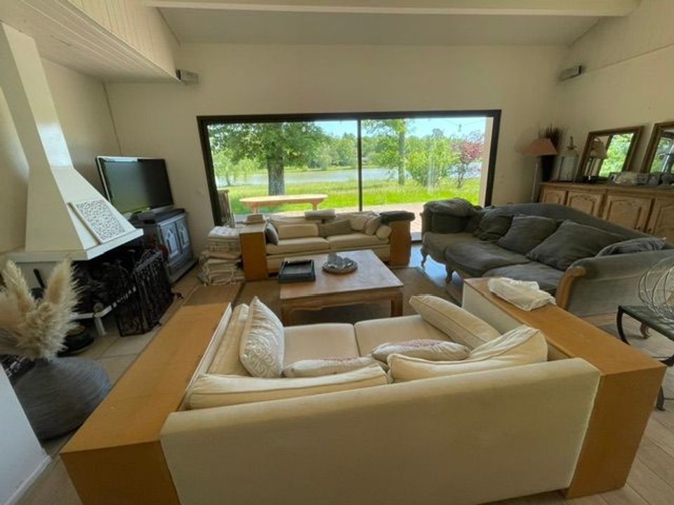 Villa i Savigny-sur-Clairis, Yonne - bilde 1