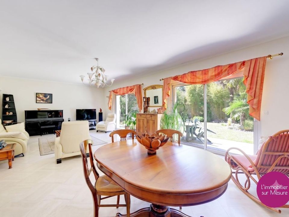 Villa i Saint-Maur-des-Fossés, Val-de-Marne - foto 4