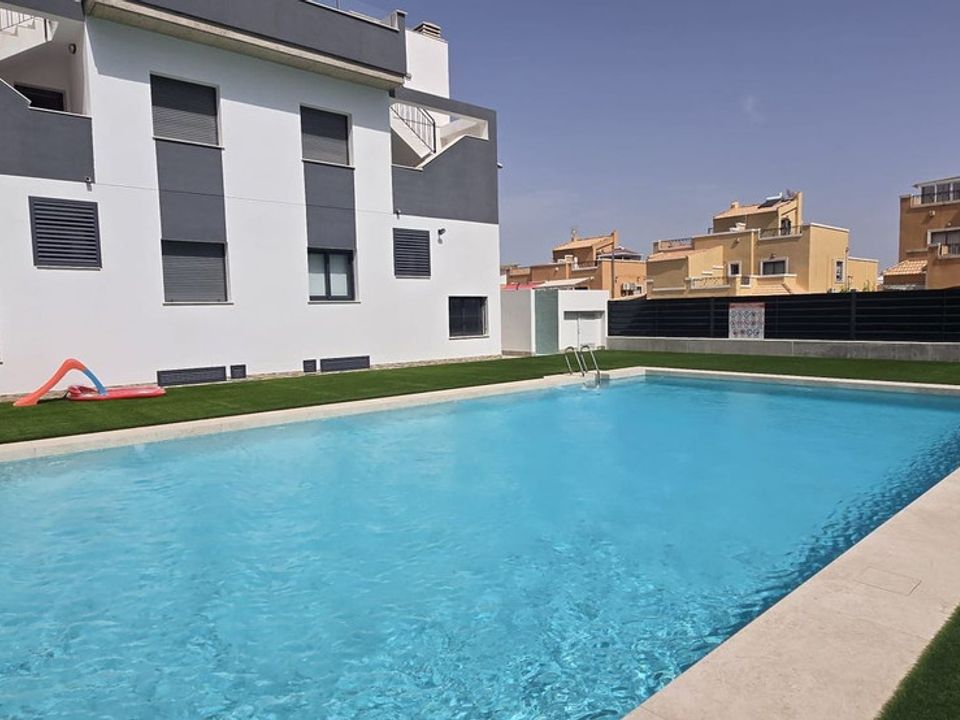 Lejlighed i Los Altos, Alicante - foto 1