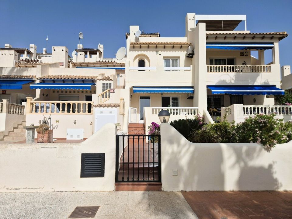 Byhus i Las Ramblas Golf, Alicante - foto 1
