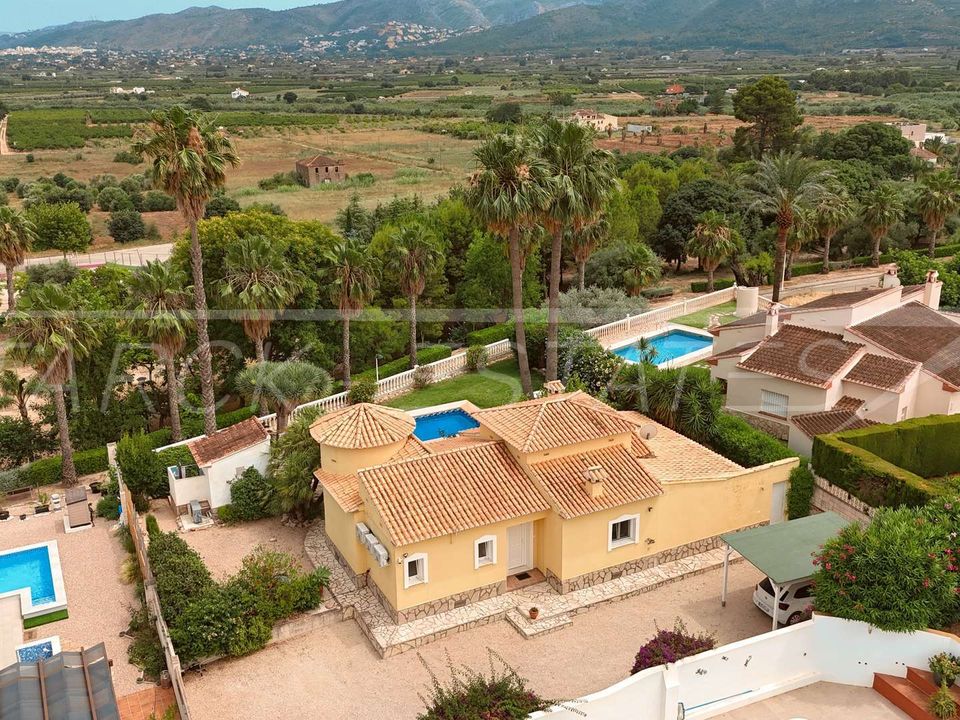 Villa en Beniarbeig, Alicante - foto 5