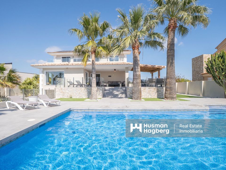Villa i Alfaz del Pi, Alicante - foto 1