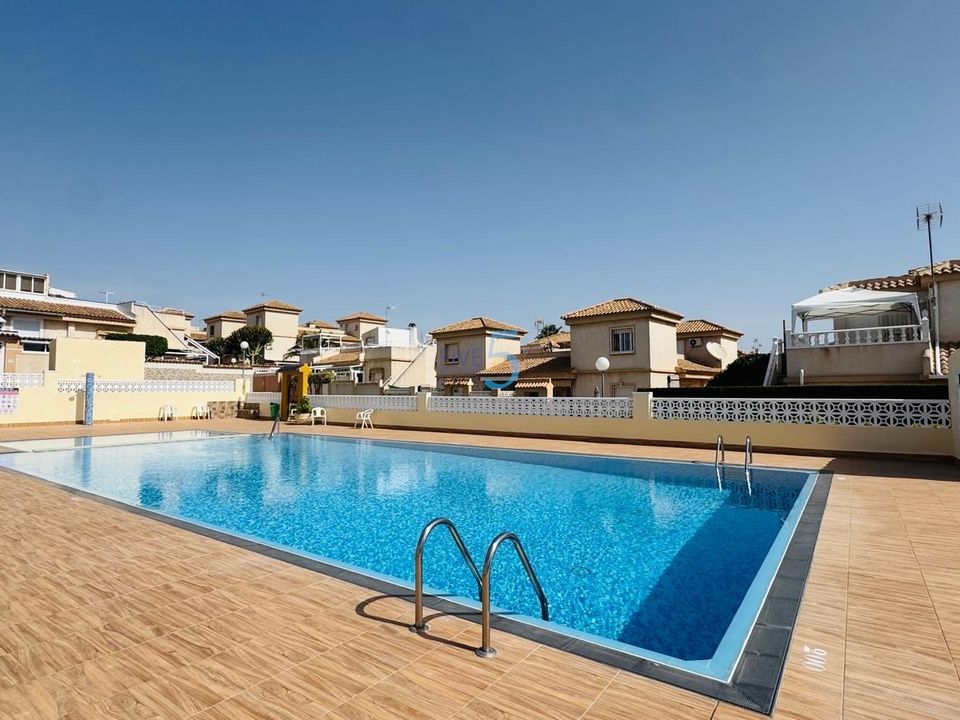 Lejlighed i Los Altos, Alicante - foto 2