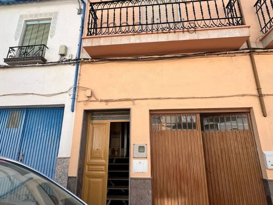 Casa adossada a Rute, Cordoba - foto 1