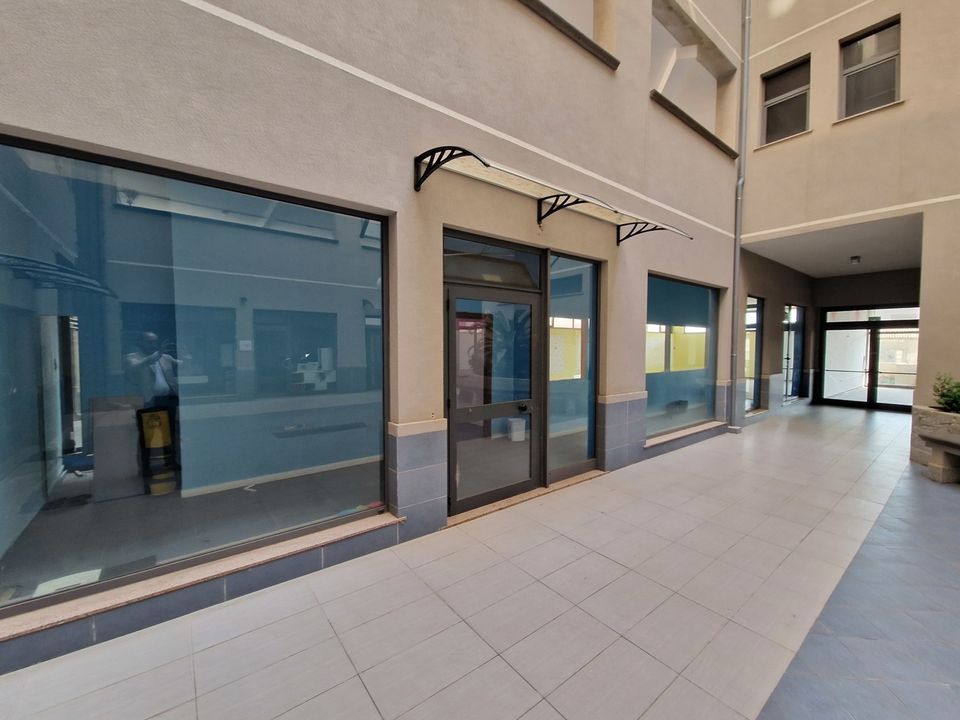 Erhvervsejendom i Messina, Messina - foto 5