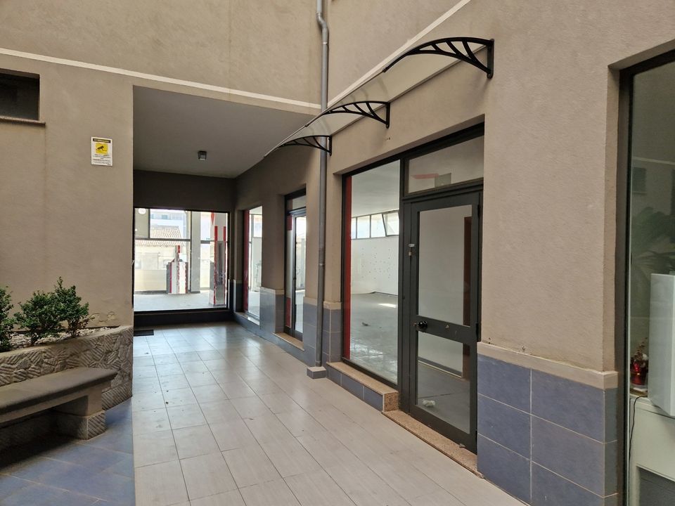 Erhvervsejendom i Messina, Messina - foto 5