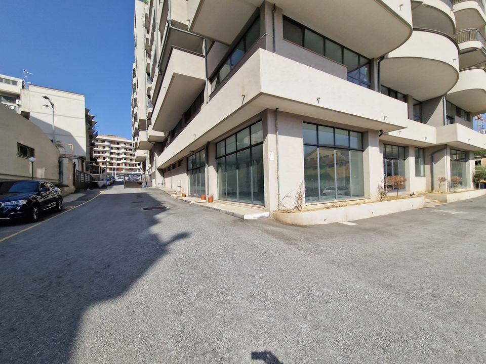 Erhvervsejendom i Messina, Messina - foto 4