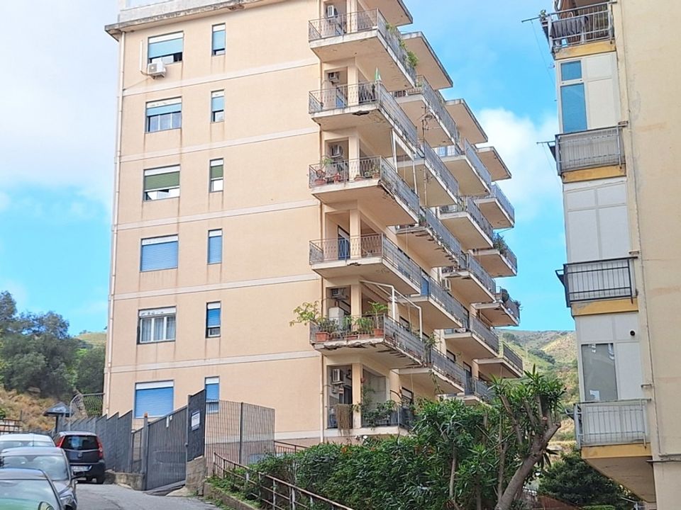 Lejlighed i Messina, Messina - foto 1