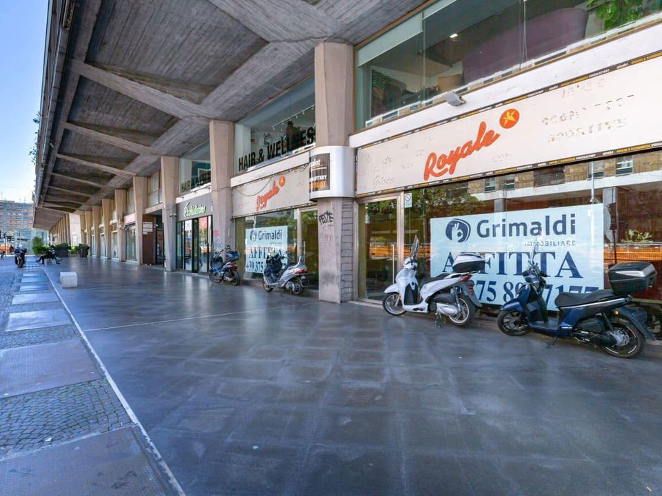Erhvervsejendom i Catania, Catania - foto 1