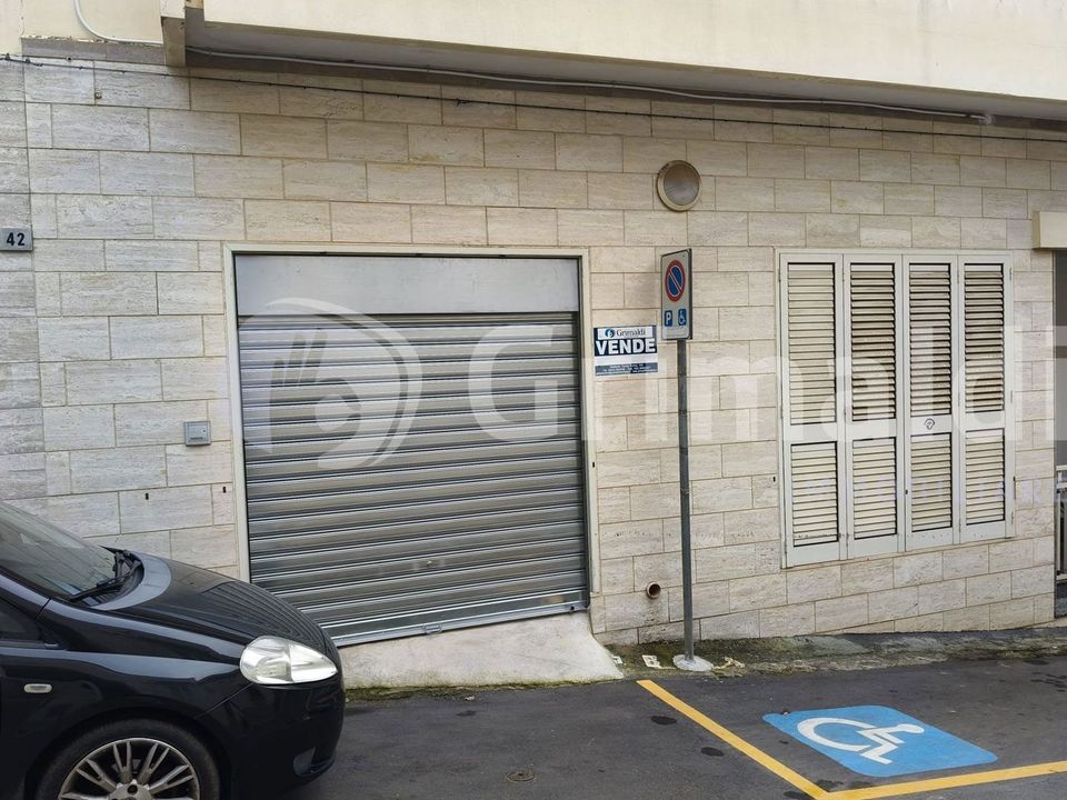 Erhvervsejendom i Sannicola, Lecce - foto 1