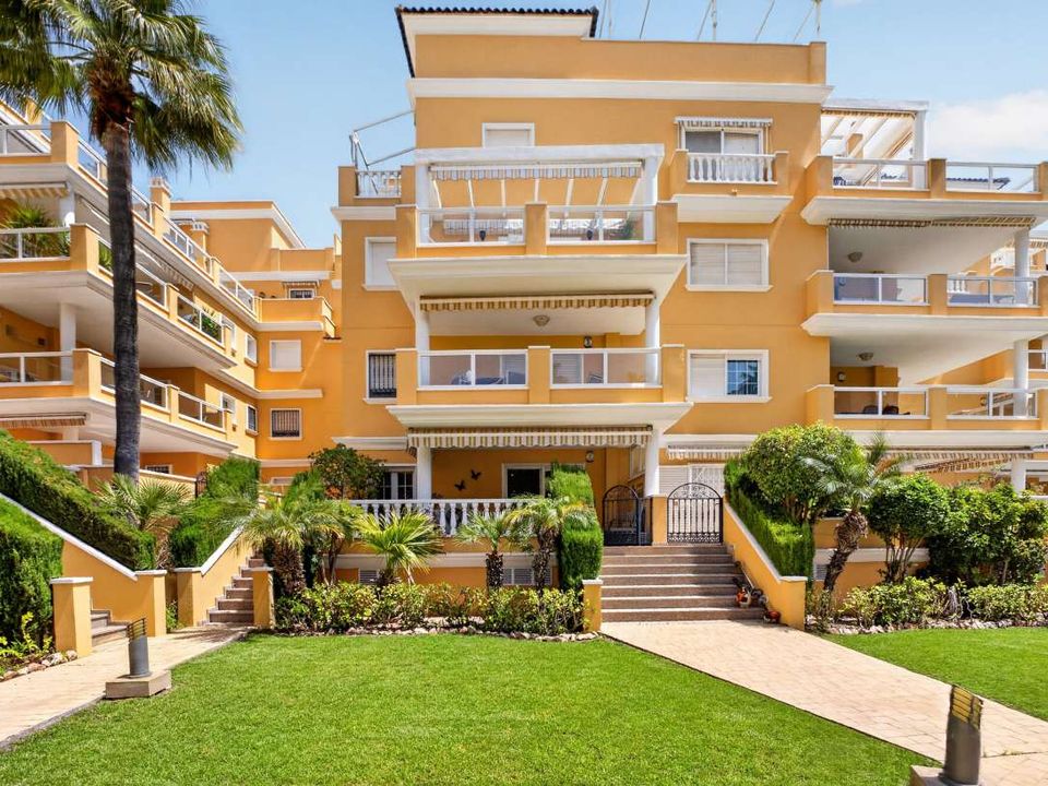 Lejlighed i Cabo Roig, Alicante - foto 1