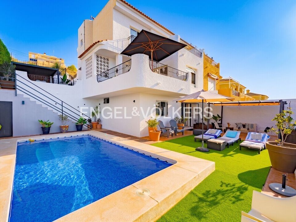 Villa a Villajoyosa, Alicante - foto 1