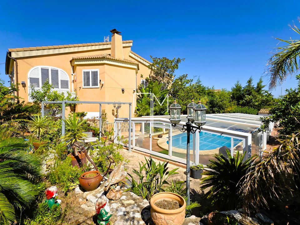 Villa i Chiva, Valencia - bilde 1