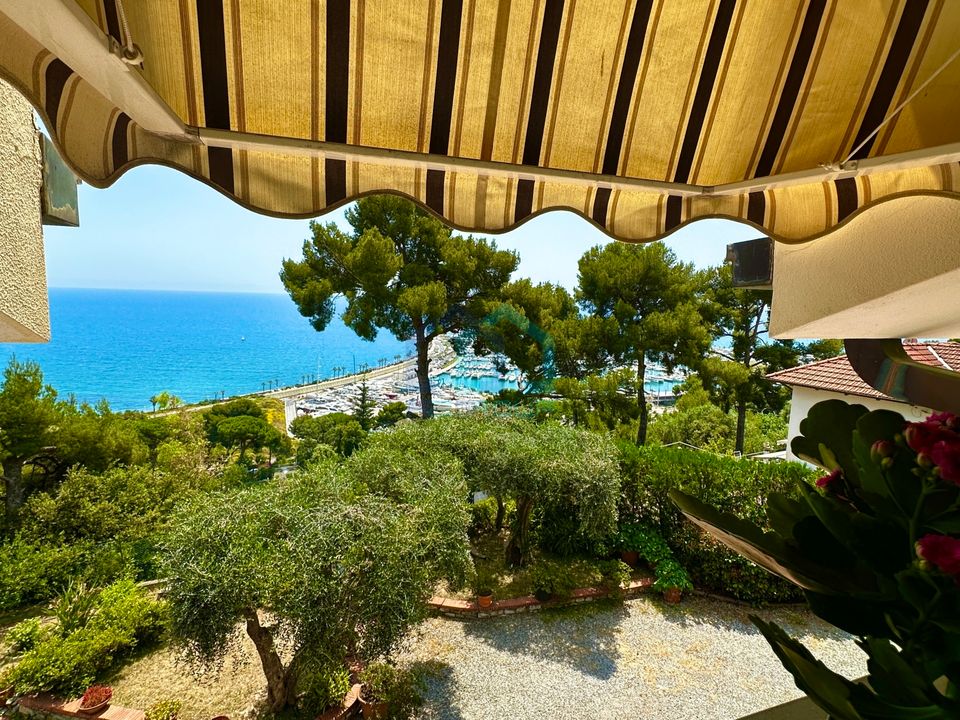 Villa en Imperia, Imperia - foto 1