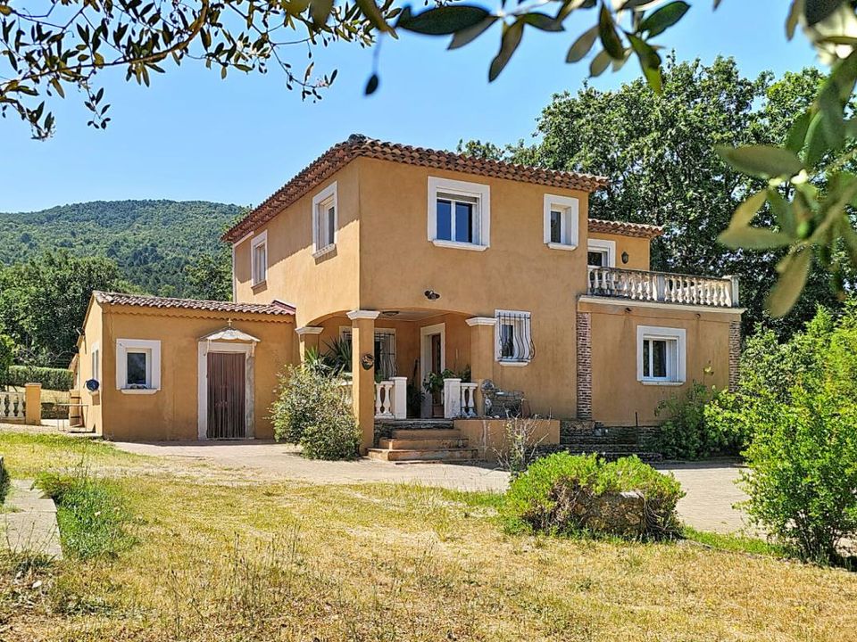 Villa en Gonfaron, Var - foto 1