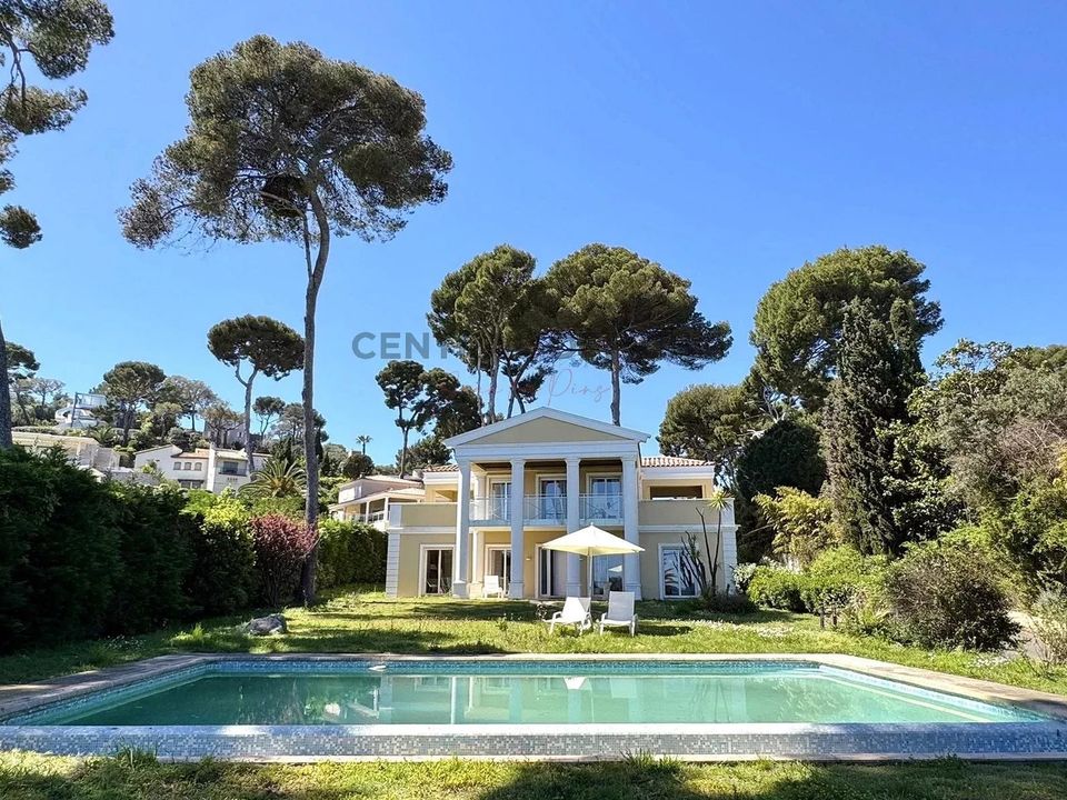 Villa i Antibes, Alpes-Maritimes - foto 1