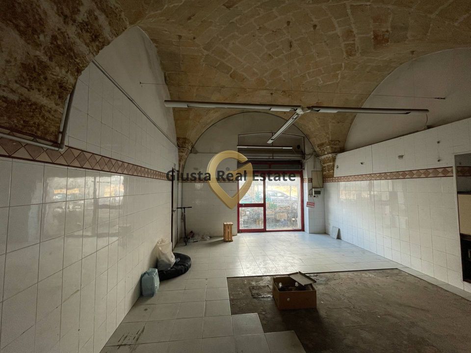 Erhvervsejendom i Mesagne, Brindisi - foto 4