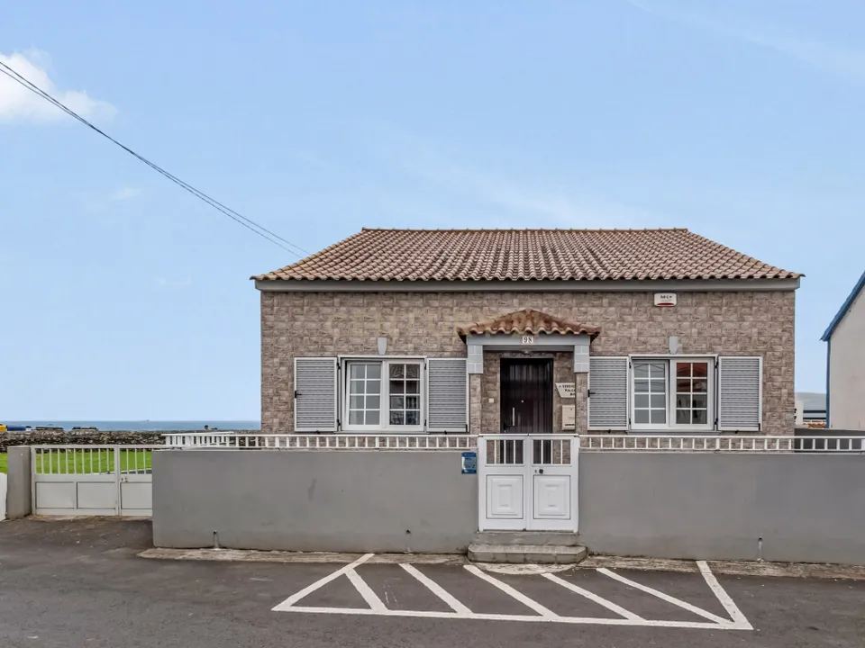 Villa i Angra do Heroismo, Terceira - foto 1