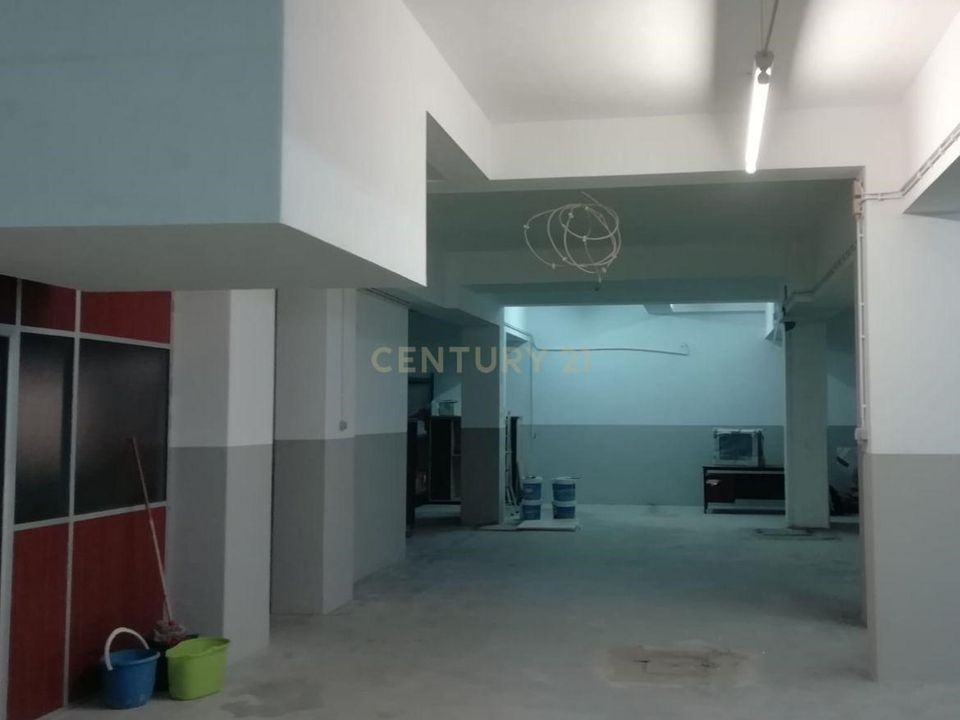 Erhvervsejendom i Queluz, Lisbon - foto 3